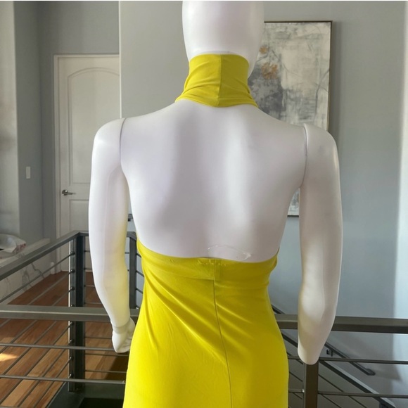 Norma Kamali halter turtle size slit gown in spring - Picture 4 of 8